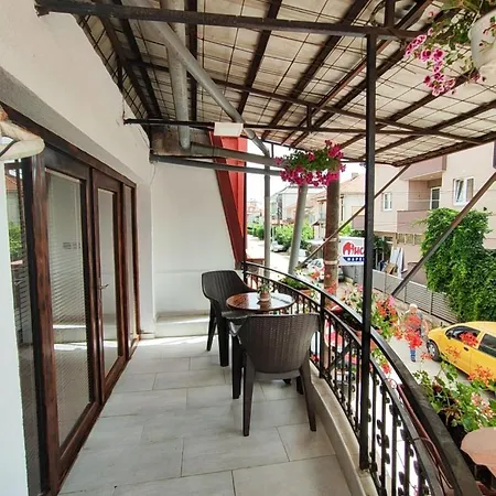 Stefan Apartment *